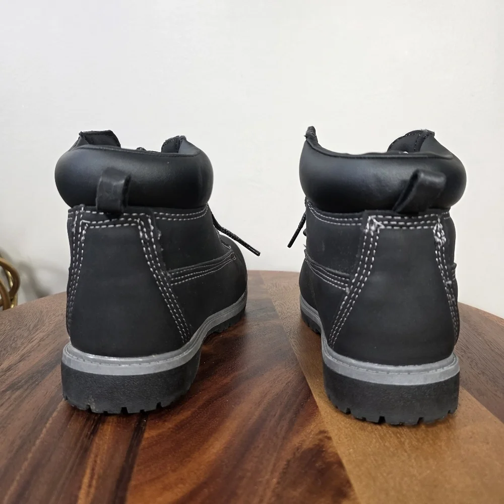 Wonder Nation Kids Size 5 Black Combat Boots Lace Up